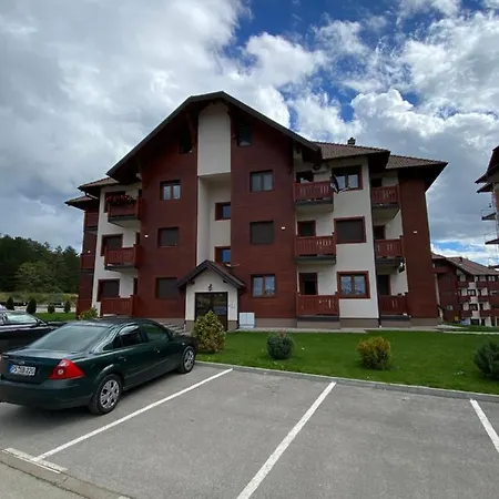 Golden Hill Appartement *